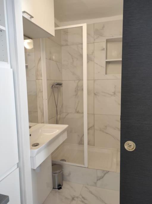 Superbe Appartement En Plein Centre Ville Viarmes المظهر الخارجي الصورة